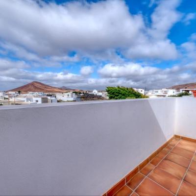 Casa Bom Terrace 02
